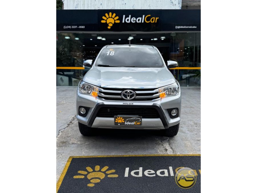 TOYOTA Hilux - foto 1