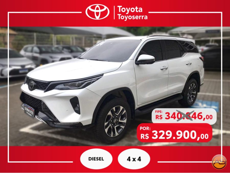 TOYOTA Hilux SW4 - foto 1