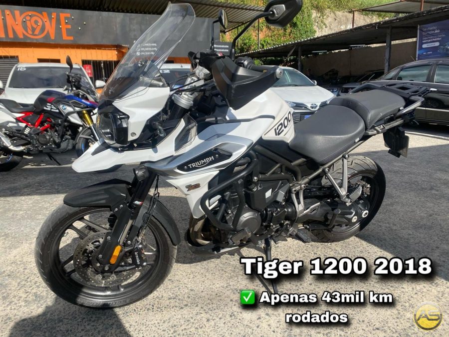 TRIUMPH TIGER 1200 XR - foto 1