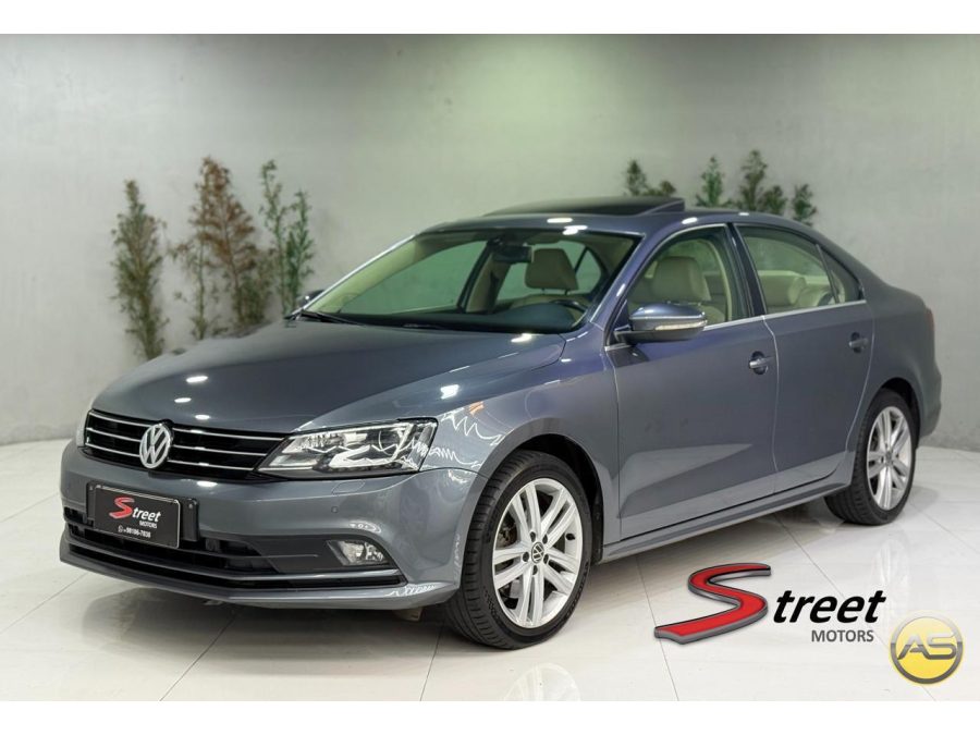 VOLKSWAGEN Jetta - foto 1