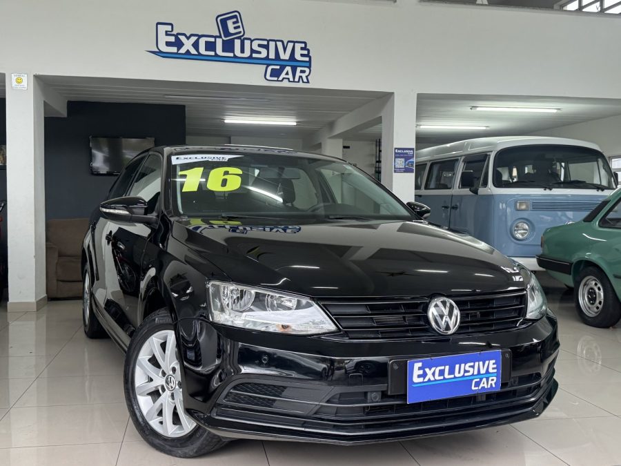 VOLKSWAGEN Jetta - foto 1