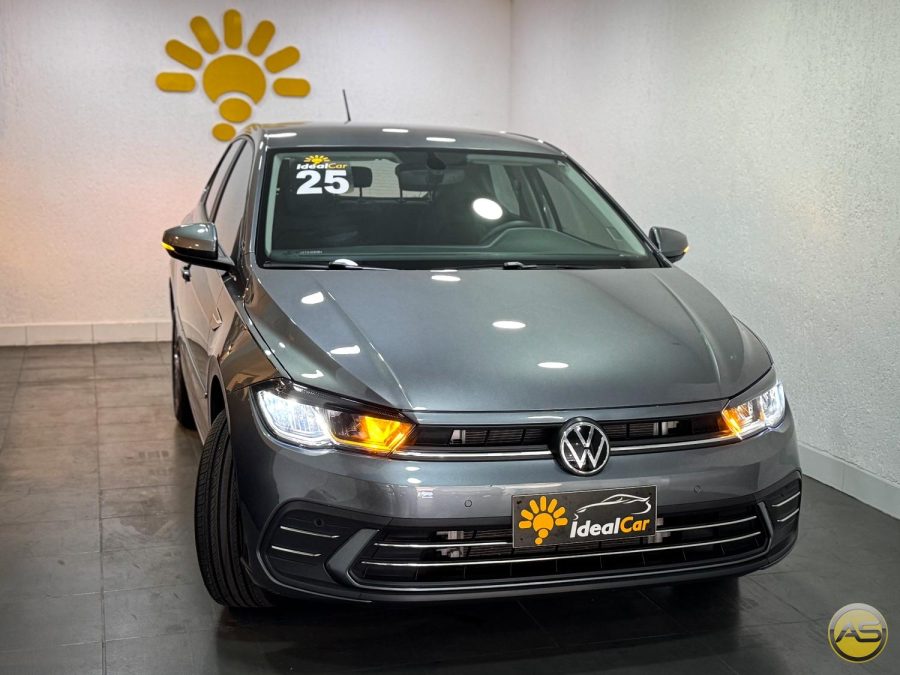 VOLKSWAGEN Polo - foto 1