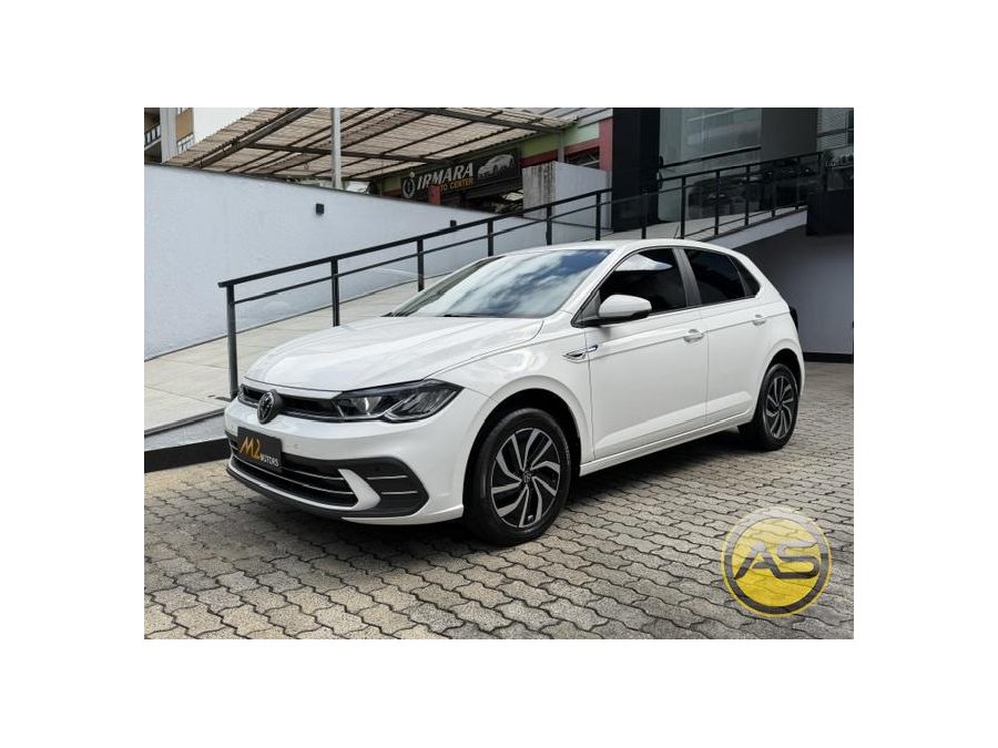 VOLKSWAGEN Polo - foto 1