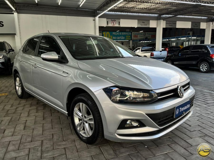VOLKSWAGEN Polo - foto 1