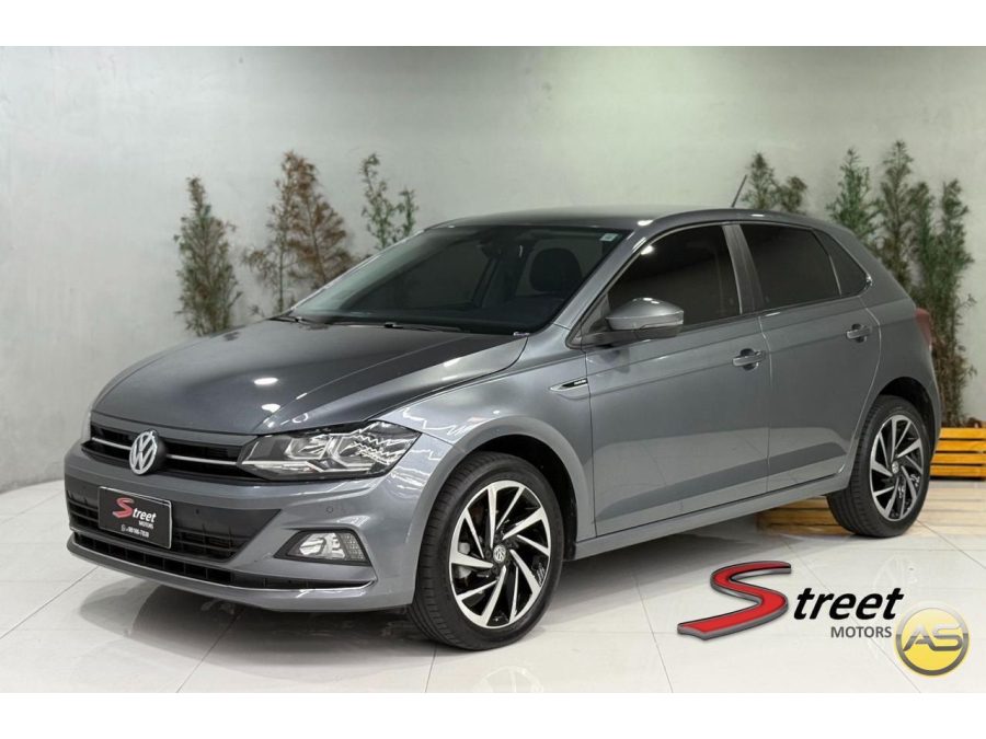 VOLKSWAGEN Polo - foto 1