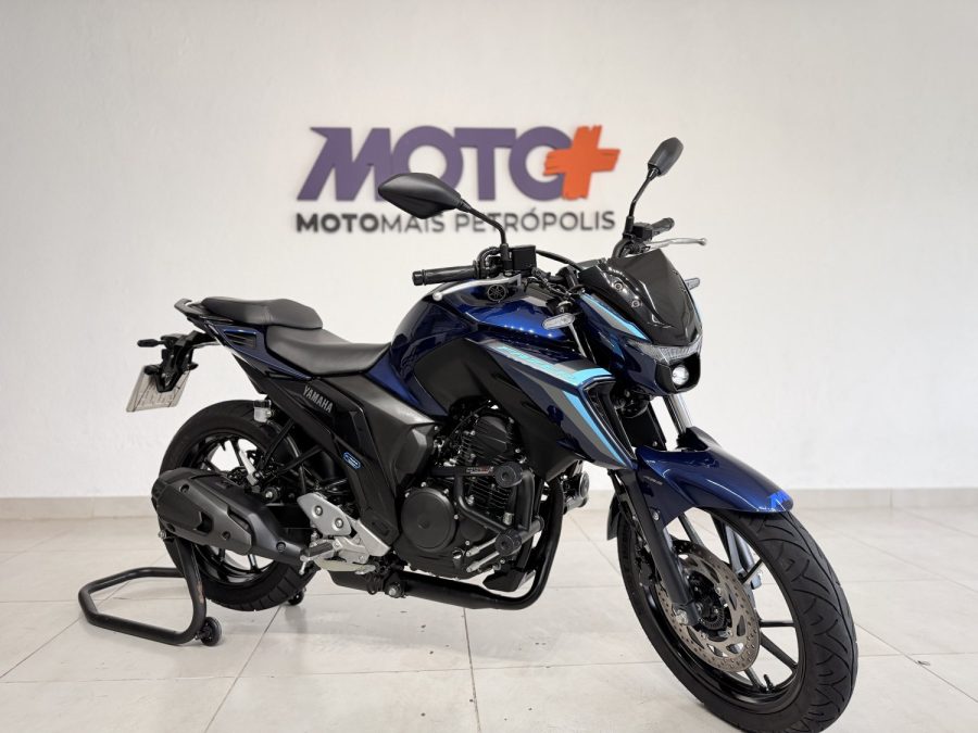 YAMAHA FZ25 - foto 1